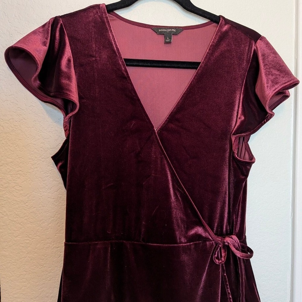 Banana Republic Velvet Wrap Top Women Large Burgundy Cap Sleeve V-Neck Tie Side
